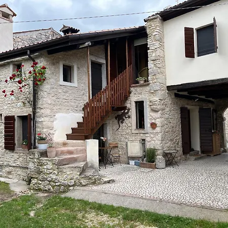 Semesterbostad The Charming House Cison di Valmarino